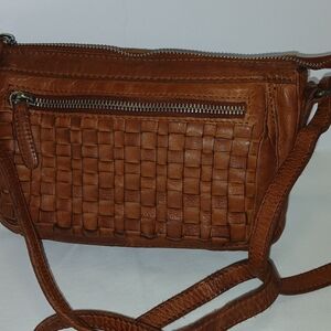Vilenca Holland  Woven Leather Crossbody Bag